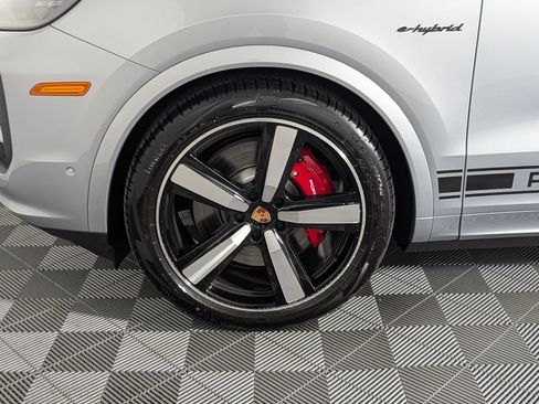 New 2026 Porsche Cayenne S AWD/4WD image 11