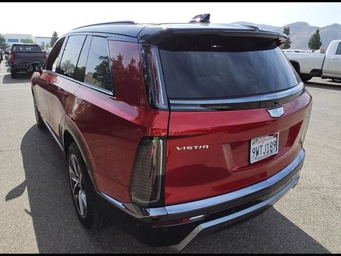 Used 2026 Cadillac Vistiq Sport AWD/4WD image 5