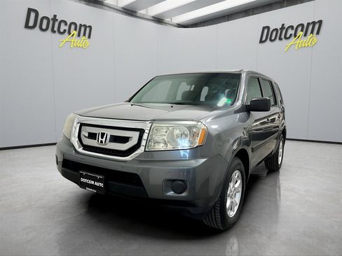 Used 2010 Honda Pilot LX image 2