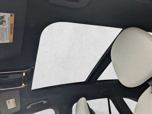 Used 2026 Mercedes-Benz GLC 300 image 15