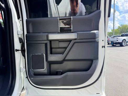 Used 2022 Ford F350 Platinum AWD/4WD image 40