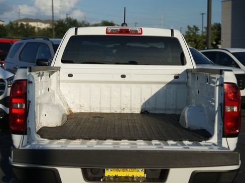 Used 2017 Chevrolet Colorado W/T w/ WT Convenience Package RWD image 31