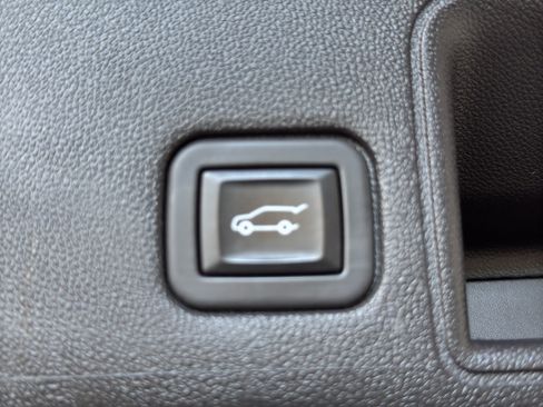 Used 2023 GMC Terrain SLT w/ Elevation Edition AWD/4WD image 21