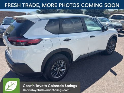 Used 2021 Nissan Rogue S AWD/4WD image 6