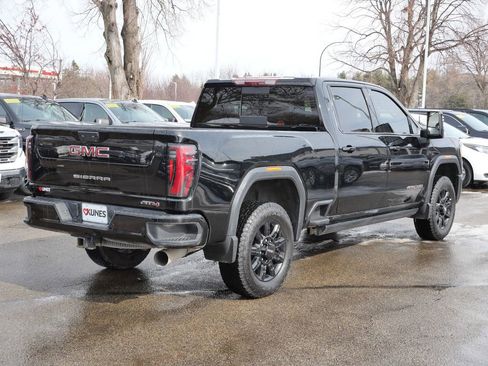 Used 2025 GMC Sierra 2500 AT4 w/ AT4 Premium Plus Package image 10