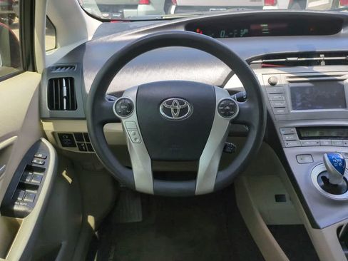 Used 2012 Toyota Prius Two FWD image 15