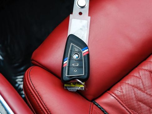 Used 2022 BMW 750i xDrive w/ Executive Package AWD/4WD image 77