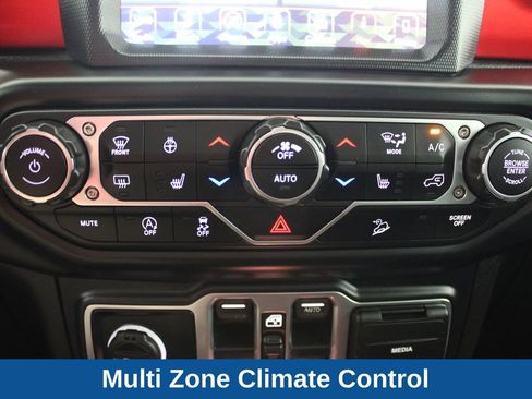 Used 2019 Jeep Wrangler Unlimited Rubicon AWD/4WD image 9