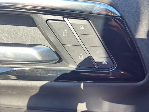Used 2025 Chevrolet Tahoe RST w/ RST Capability Package AWD/4WD image 19