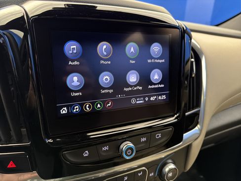 Used 2023 Chevrolet Traverse LT w/ LT Premium Package image 19