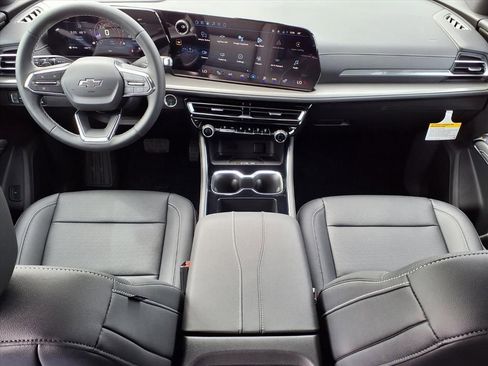 New 2026 Chevrolet Traverse LT w/ Midnight/Sport Edition image 8