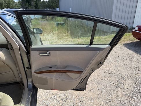 Used 2006 Nissan Maxima 3.5 SL FWD image 26
