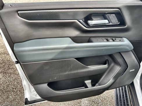 New 2026 GMC Yukon AT4 w/ AT4 Premium Plus Package image 21