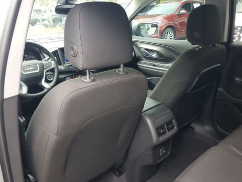 Certified 2023 GMC Terrain SLE w/ Driver Convenience Package FWD image 13