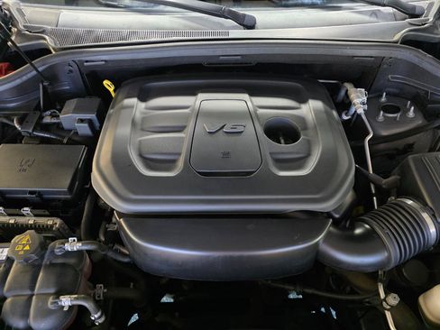 Used 2019 Jeep Grand Cherokee Altitude AWD/4WD image 40