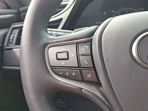Used 2022 Lexus ES 250 w/ Premium Package AWD/4WD image 18
