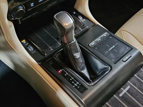 Used 2023 Lexus GX 460 Premium image 12