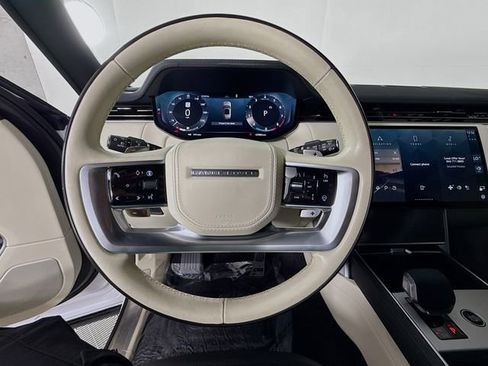 Certified 2024 Land Rover Range Rover Long Wheelbase SE image 12