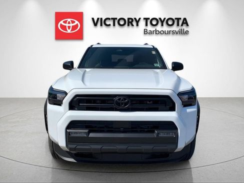 New 2026 Toyota 4Runner SR5 AWD/4WD image 8