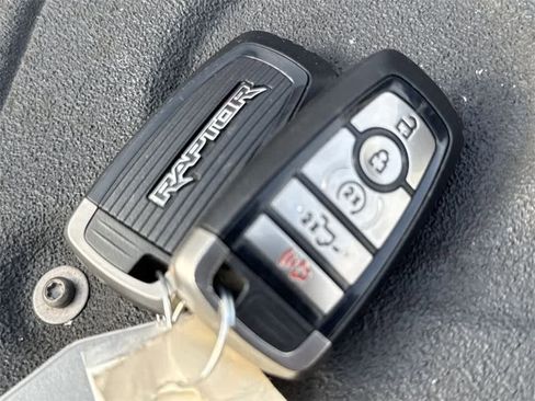 Used 2019 Ford F150 Raptor w/ Equipment Group 802A Luxury image 23