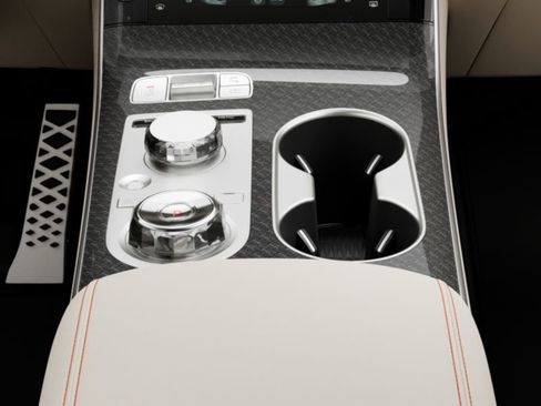 Certified 2026 Genesis GV70 3.5T Sport Prestige image 21