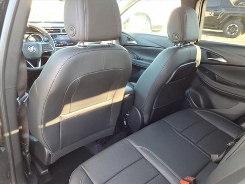Used 2023 Buick Encore GX Essence w/ Experience Buick Package FWD image 16