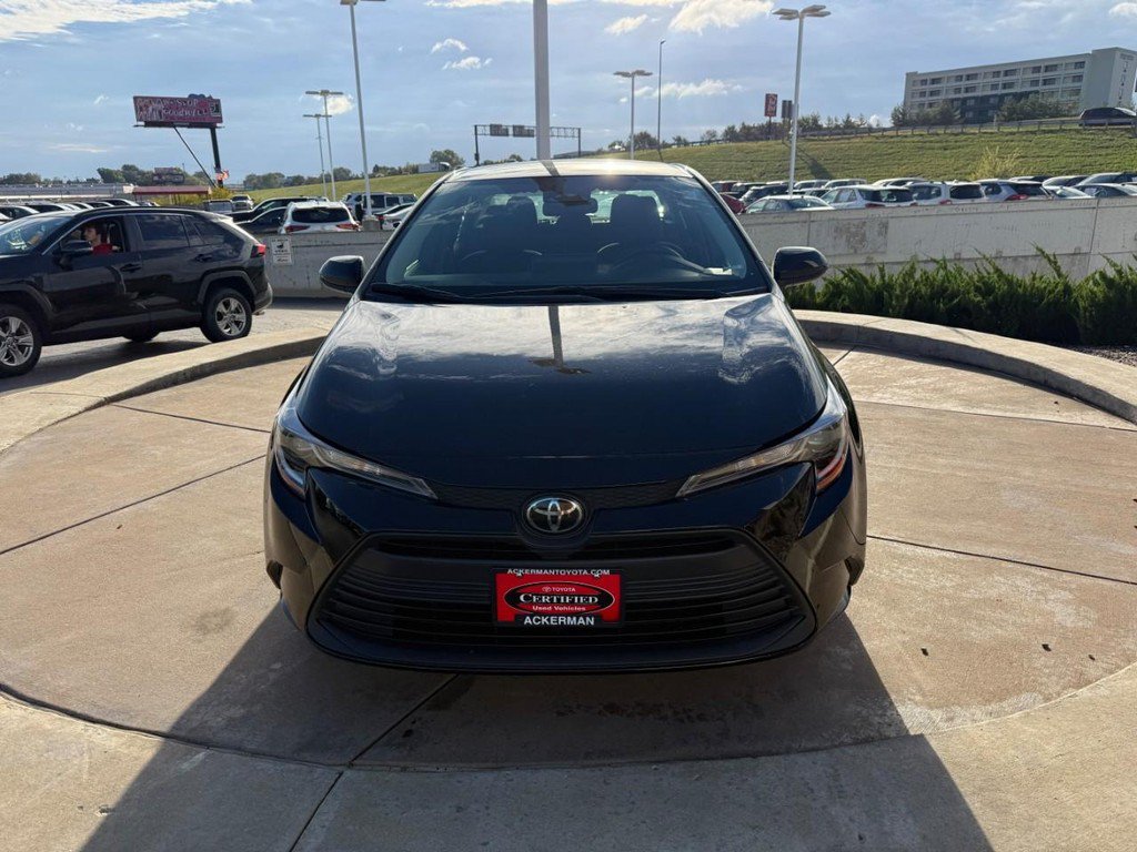 Certified 2024 Toyota Corolla LE FWD image 9