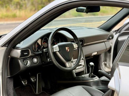 Used 2008 Porsche 911 Carrera 4 AWD/4WD image 41