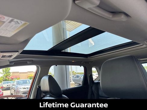 Certified 2021 Nissan Rogue SL w/ Premium Package image 14