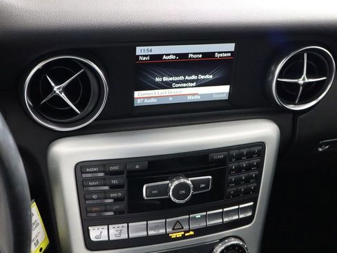 Used 2016 Mercedes-Benz SLK 300 image 15