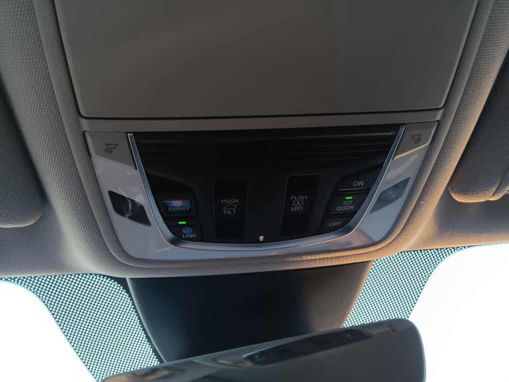 Used 2024 Acura MDX SH-AWD image 33