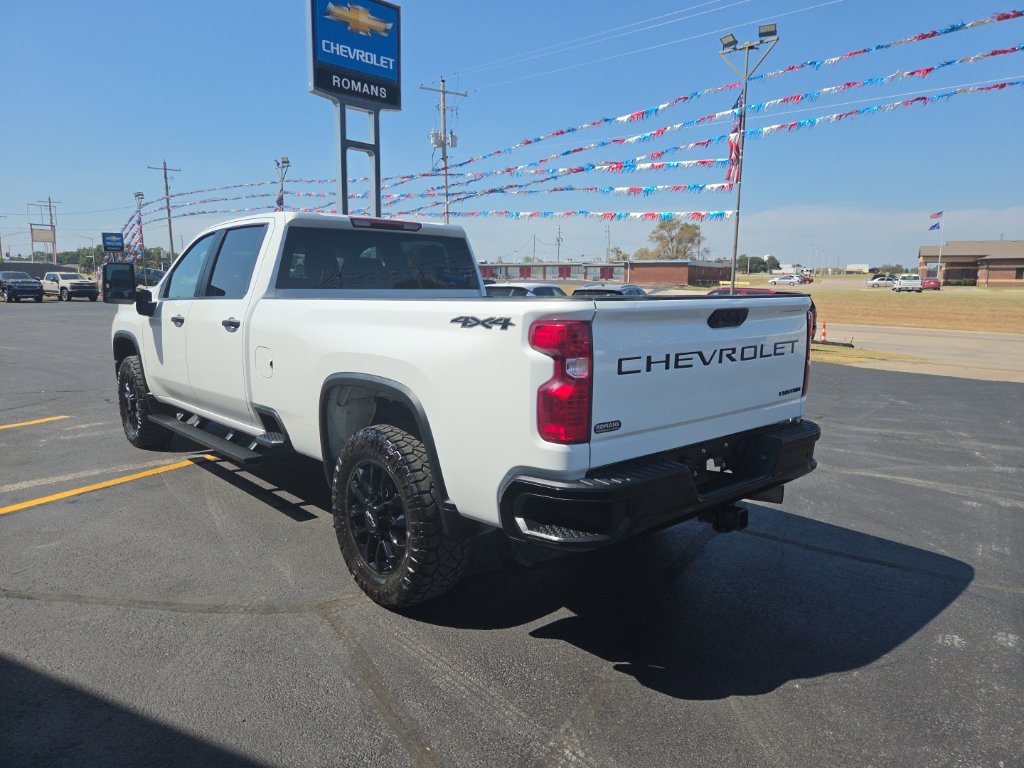 Used 2025 Chevrolet Silverado 2500 Custom w/ Custom Value Package AWD/4WD image 5