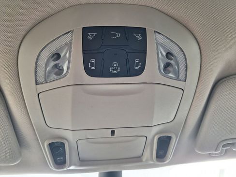 Used 2023 Chrysler Pacifica Limited FWD image 20