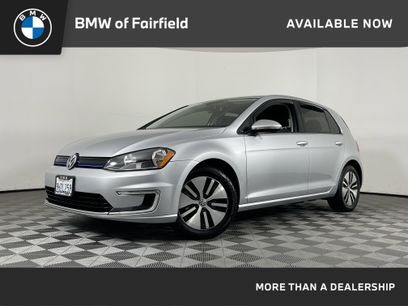 Used 2016 Volkswagen e-Golf SE w/ DC Fast Charging Package