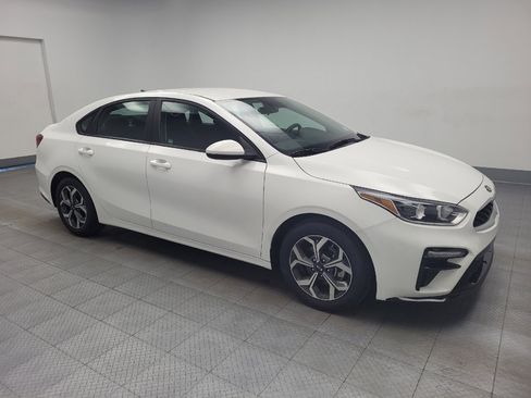 Used 2021 Kia Forte LXS image 11
