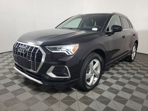 Used 2019 Audi Q3 2.0T Premium Plus w/ Premium Plus Package image 3
