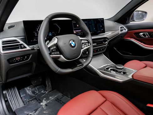 Used 2025 BMW 330i xDrive Sedan w/ Convenience Package image 3