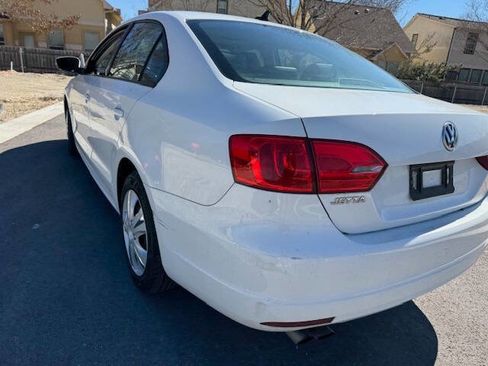 Used 2014 Volkswagen Jetta SE image 14