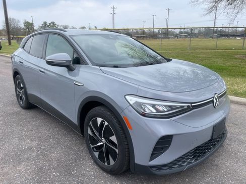 Used 2021 Volkswagen ID.4 Pro image 2