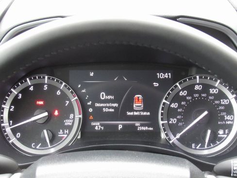 Certified 2022 Toyota Highlander XLE image 25