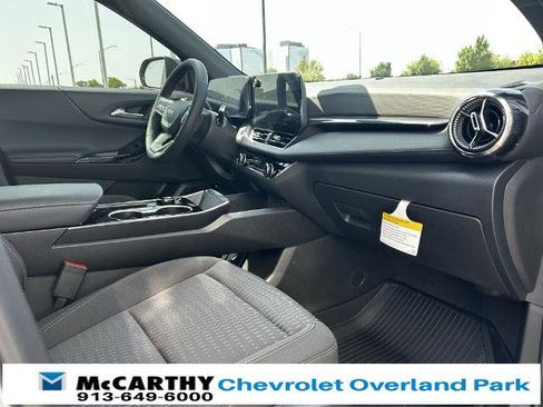New 2026 Chevrolet Equinox LT w/ Safety and Technology Package image 25