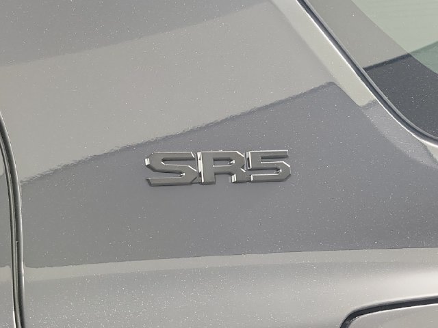 Used 2026 Toyota 4Runner SR5 AWD/4WD image 9