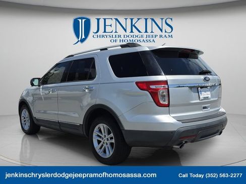 Used 2013 Ford Explorer XLT FWD image 7