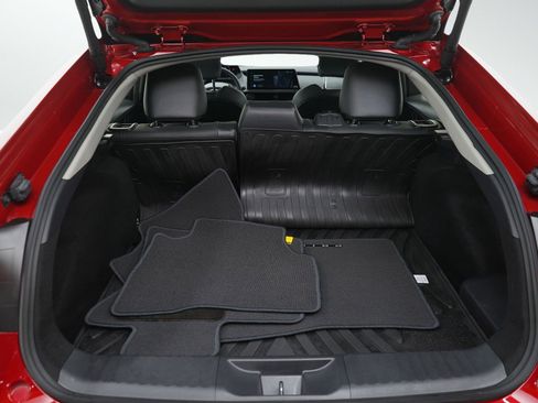 Used 2024 Toyota Prius Limited image 11