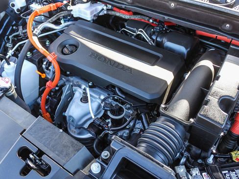 Used 2025 Honda CR-V Sport Touring image 31