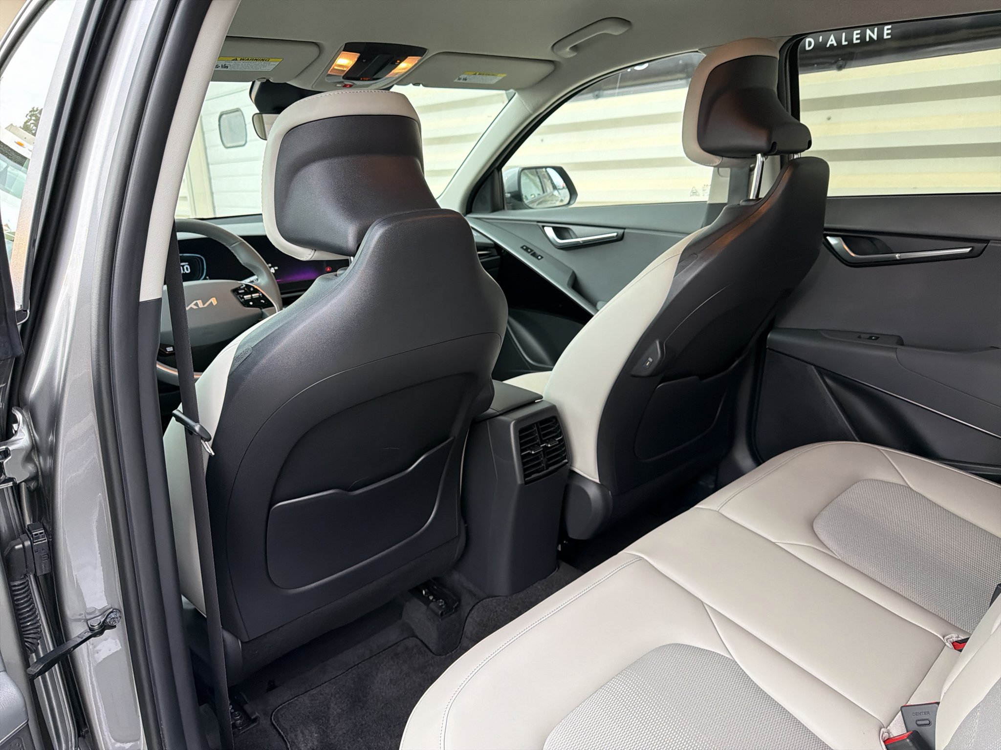 Certified 2024 Kia Niro EX FWD image 14