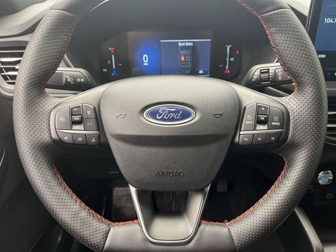 Used 2025 Ford Escape ST-Line w/ Tech Pack #1 AWD/4WD image 15