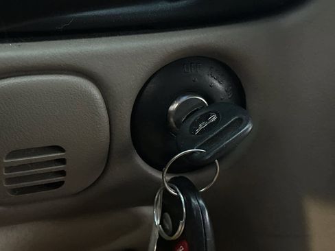 Used 2003 Chevrolet Corvette Coupe w/ Preferred Equipment Group image 20