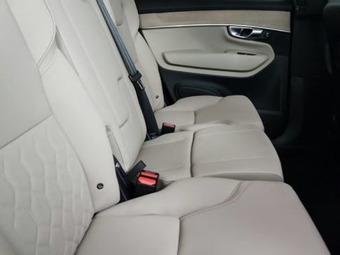 Certified 2026 Volvo XC90 B6 Plus w/ Protection Package Premier AWD/4WD image 36