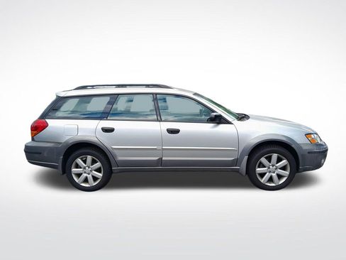 Used 2007 Subaru Outback 2.5i AWD/4WD image 9
